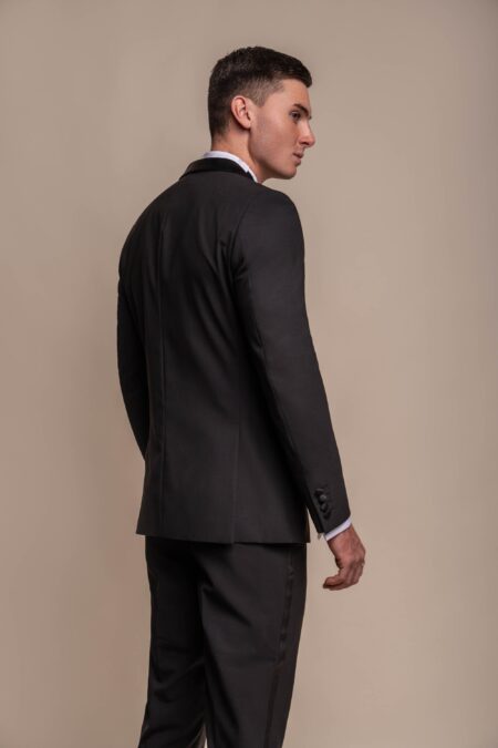 Trifecta Darker than night suit - Image 3